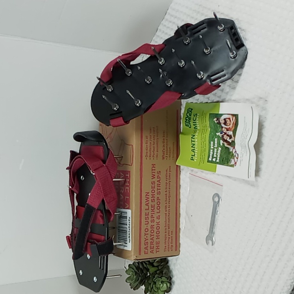 Envy Green Plantnomics Lawn Aerator Spike Shoes with Red Straps One Size